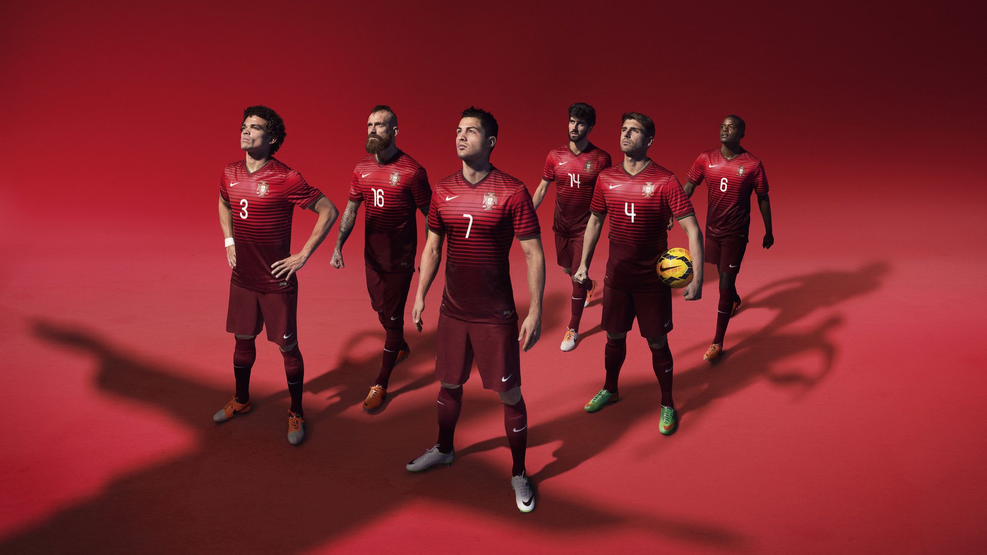 中国足球青训鼓励个体表现与团队合作并重,我国足球青训发展现状